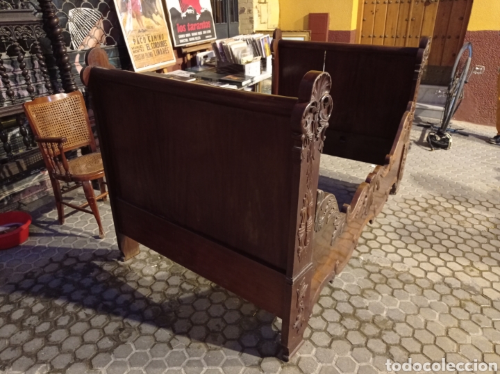 Antig&uuml;edades: Cama de barco de caoba - Foto 1