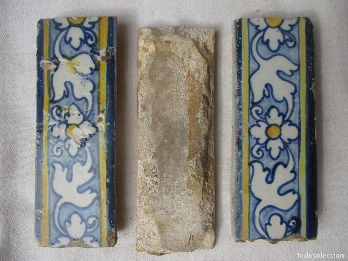 Antig&uuml;edades: Azulejos cenefas siglo XVII - Foto 2