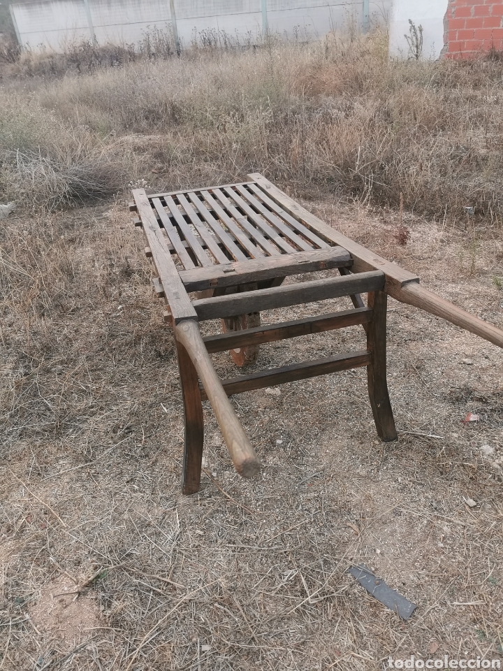Antig&uuml;edades: Carretilla antigua de madera. - Foto 10