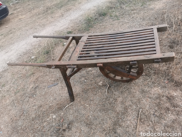 Antig&uuml;edades: Carretilla antigua de madera. - Foto 1