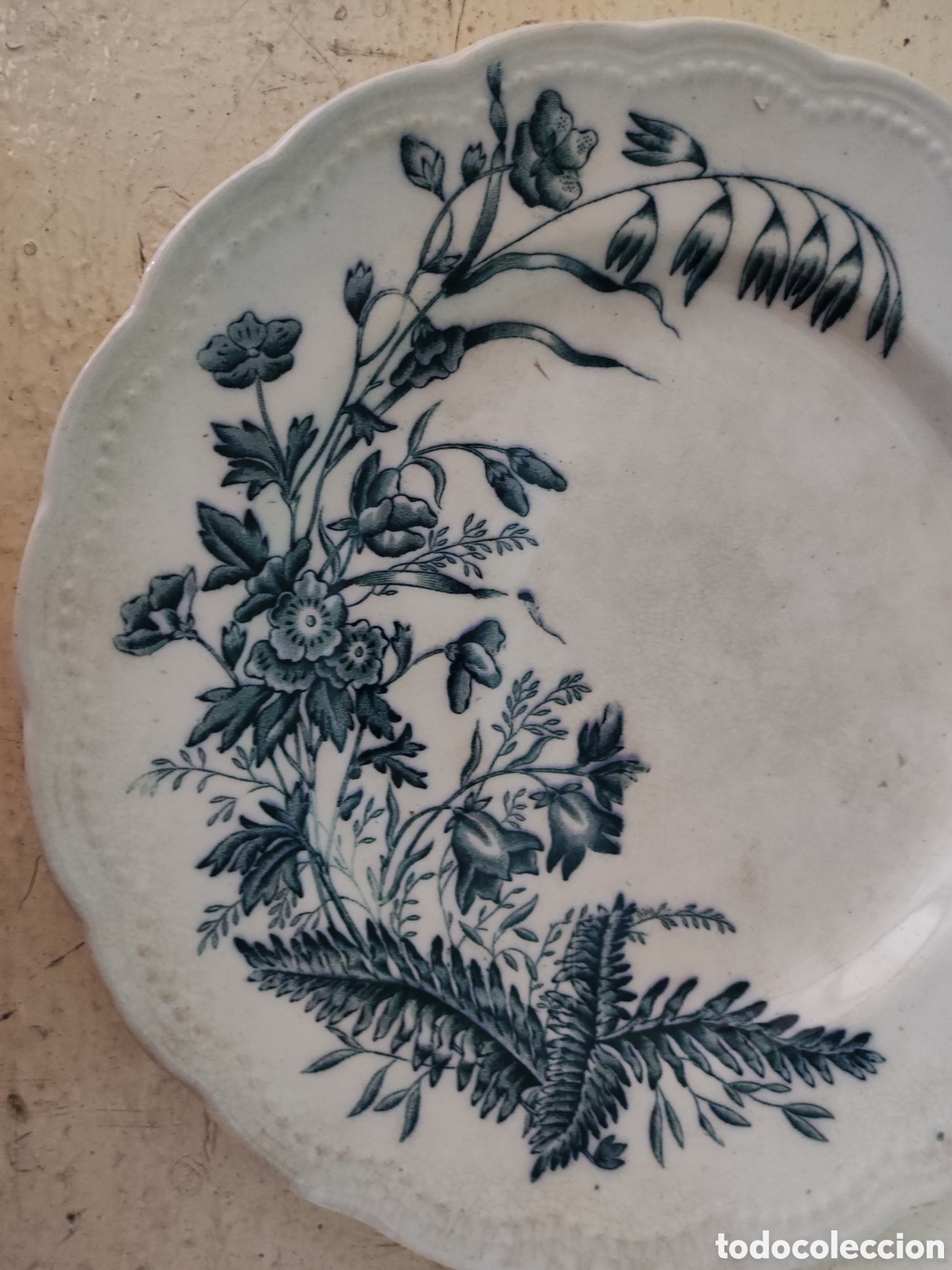Antig&uuml;edades: Plato loza con marcas - Foto 2
