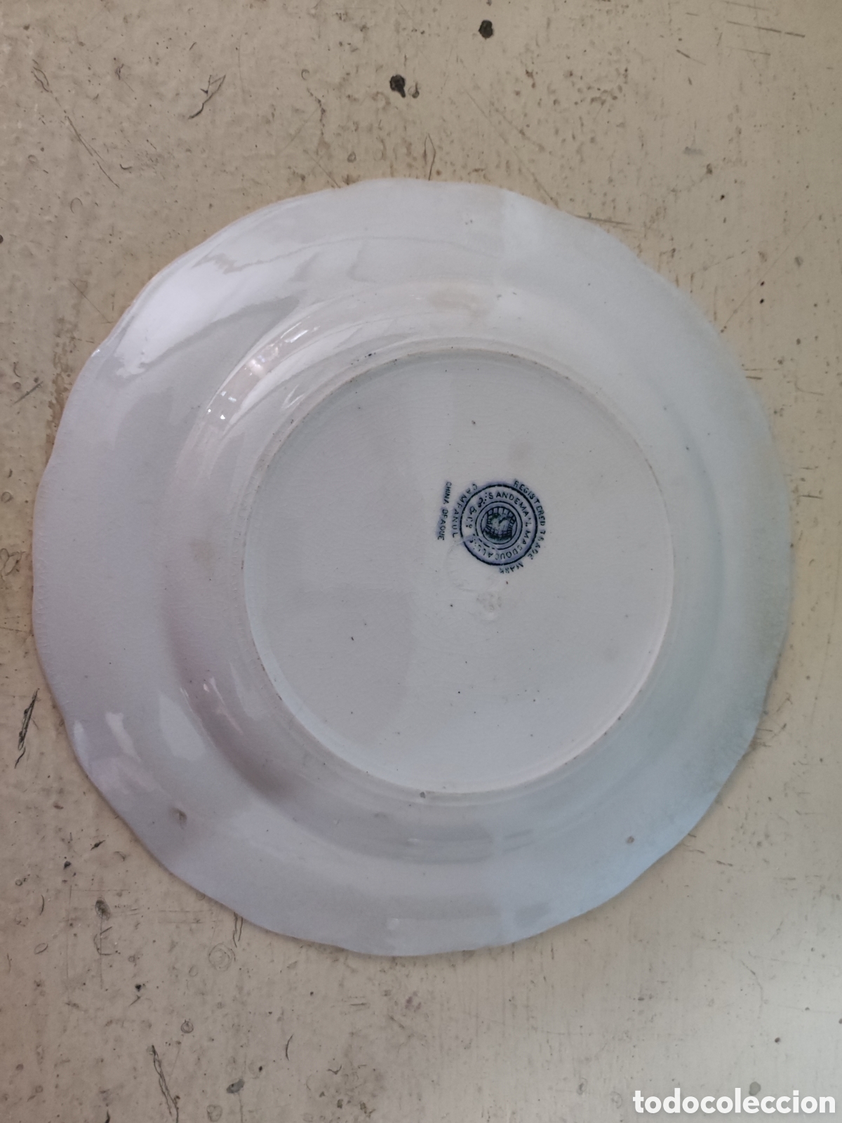 Antig&uuml;edades: Plato loza con marcas - Foto 4