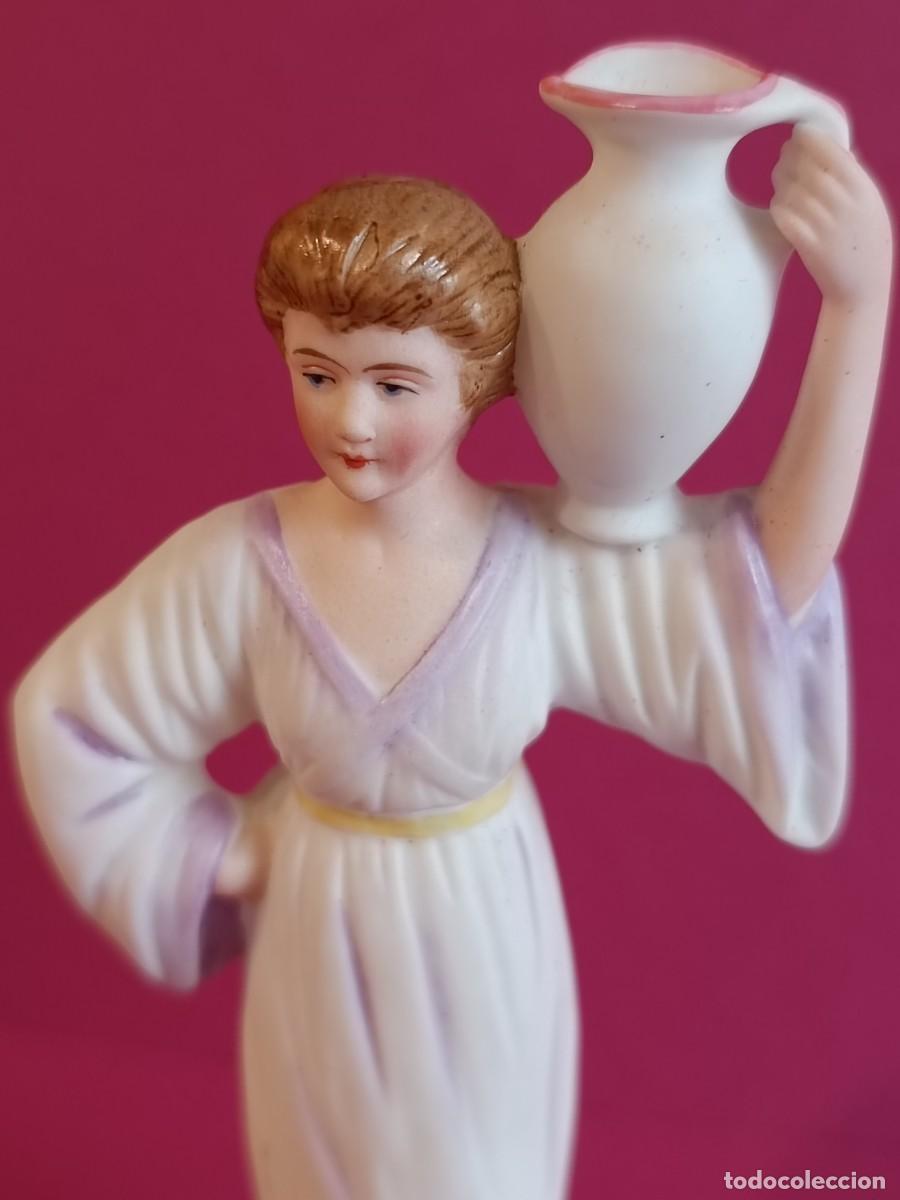Antig&uuml;edades: FIGURA DE AGUADORA EN BISCUIT - Foto 1