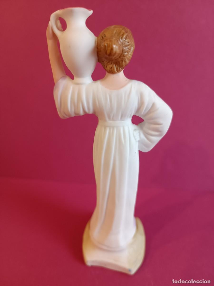 Antig&uuml;edades: FIGURA DE AGUADORA EN BISCUIT - Foto 6