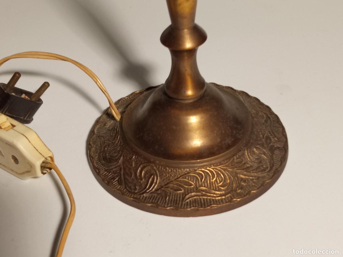 Antig&uuml;edades: Dos lampara antigua para mesa de bronce.Funcionan. - Foto 5