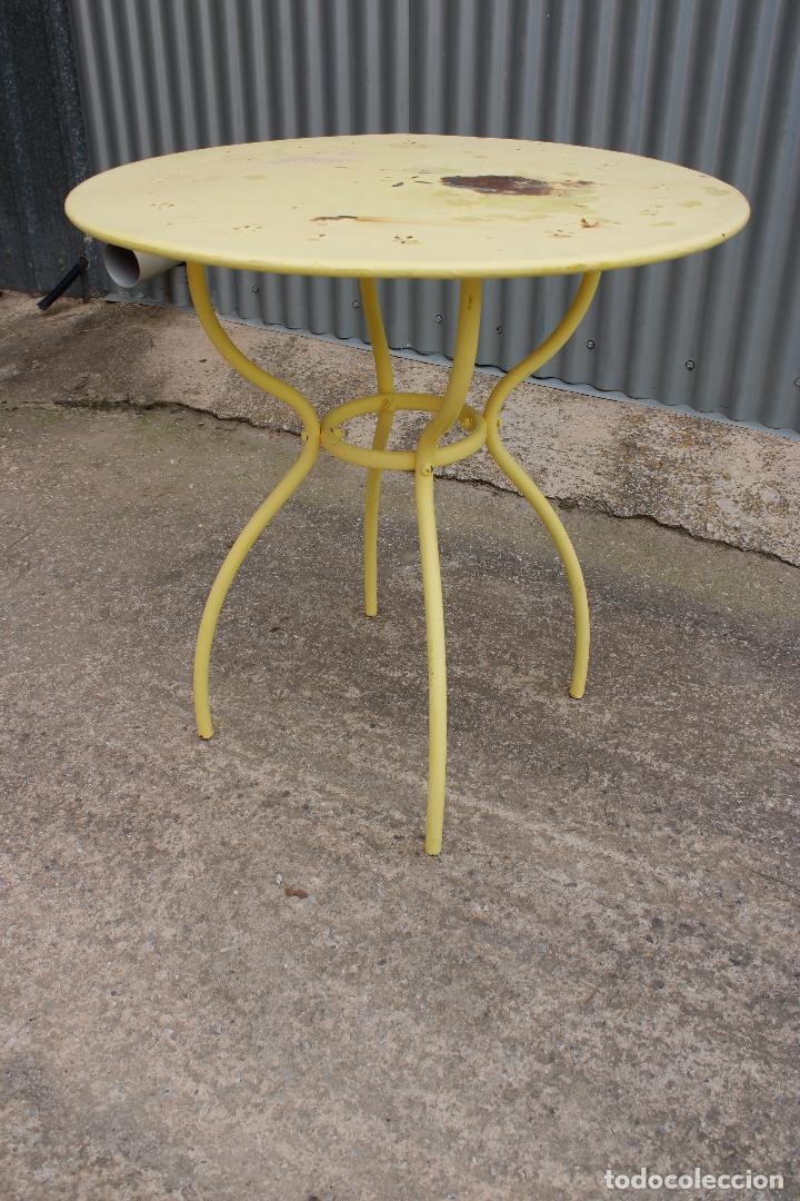 Antig&uuml;edades: mesa jardin de hierro - Foto 4