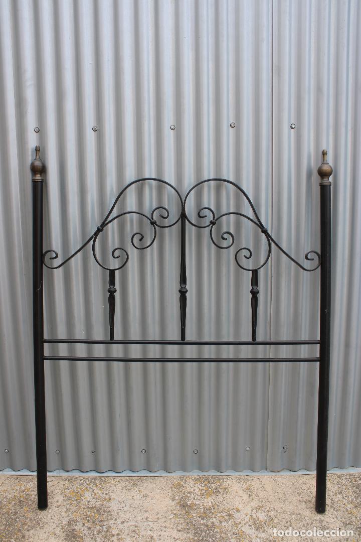 Antig&uuml;edades: cabecero cama de hierro - Foto 1