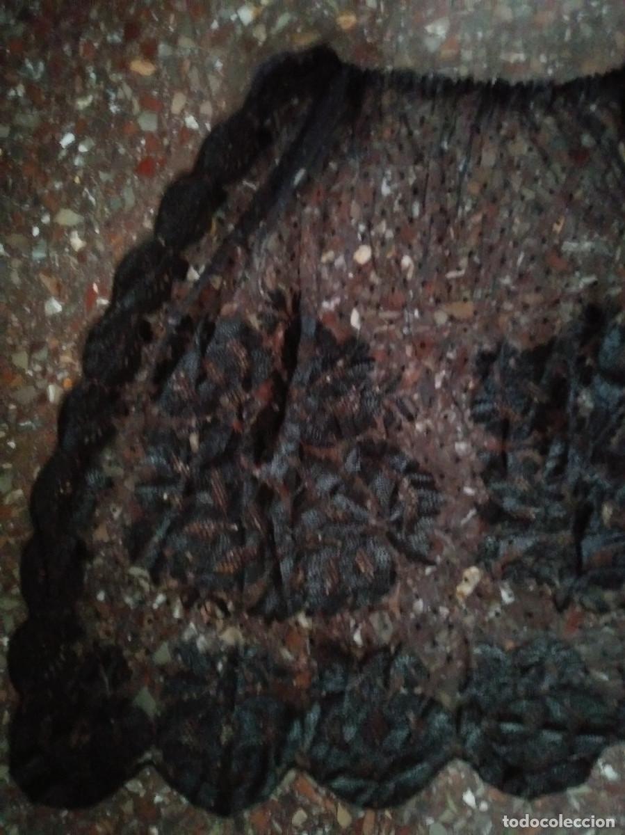 Antig&uuml;edades: TUL BORDADO INDUMENTARIA - Foto 9