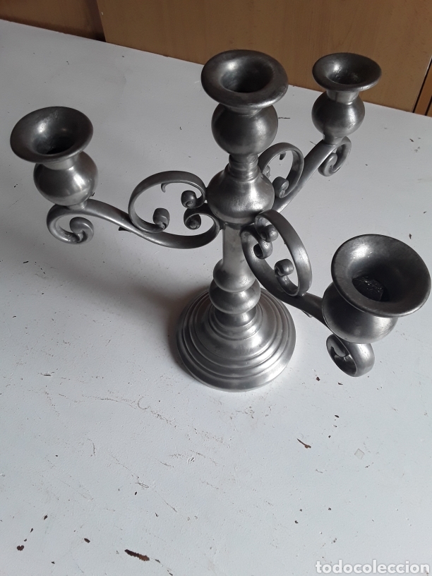 Antig&uuml;edades: CANDELABRO DE PELTRE DE 4 BRAZOS - Foto 2