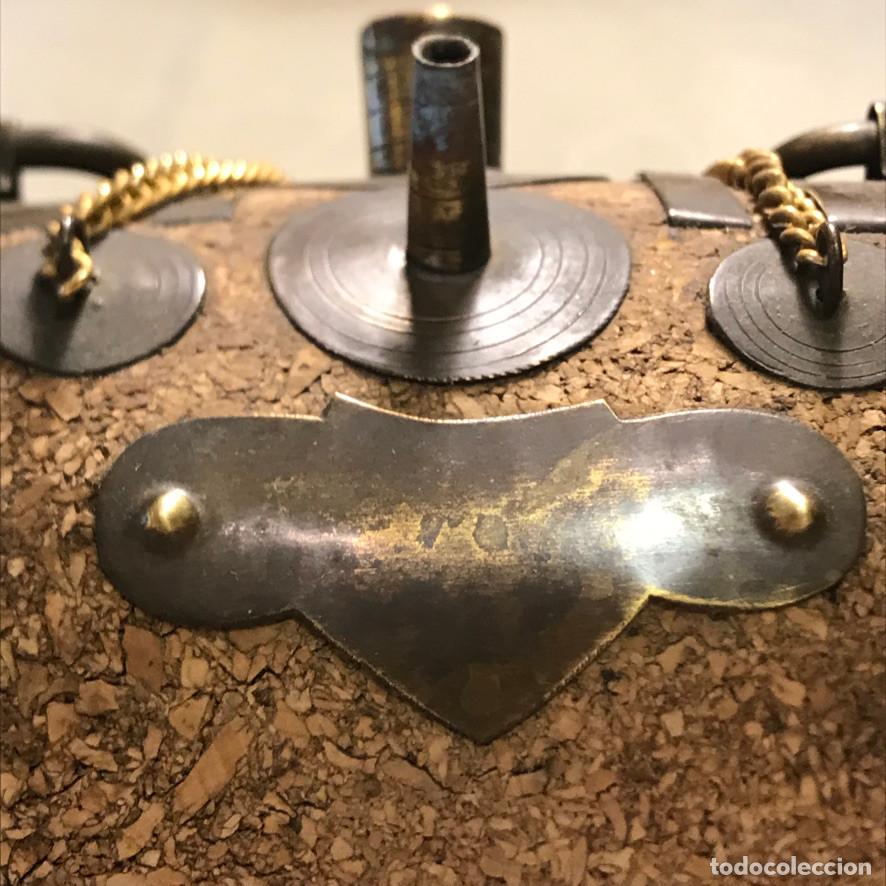 Antig&uuml;edades: Botijo de corcho y bronce - Foto 5