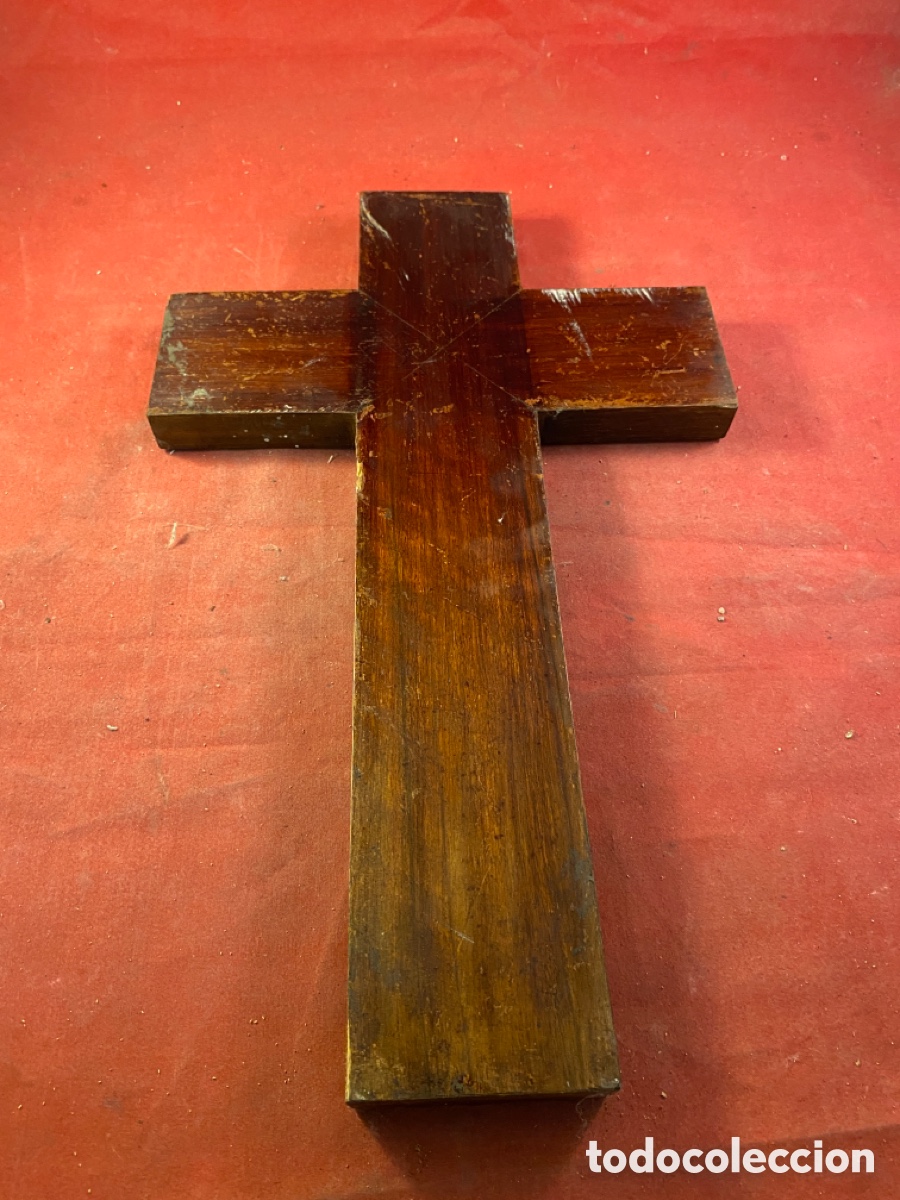 Antig&uuml;edades: Cruz de madera - Foto 1