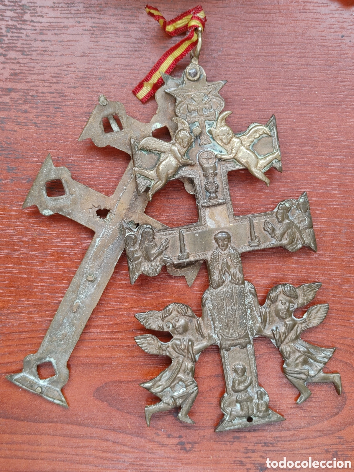 Antig&uuml;edades: Cruz de Caravaca en bronce. - Foto 3