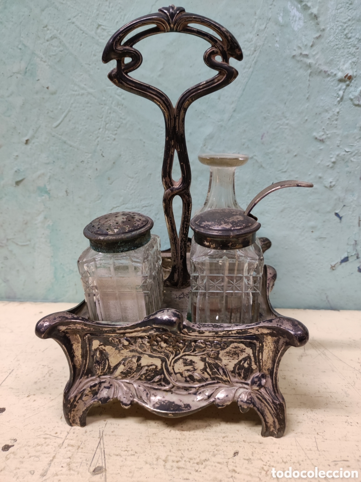 Antig&uuml;edades: Combo y modernista. - Foto 1