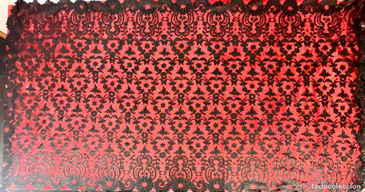 Antig&uuml;edades: MANTILLA RECTANGULAR DE TUL. BORDADA A MANO. ESPA&Ntilde;A. SIGLO XIX - Foto 2