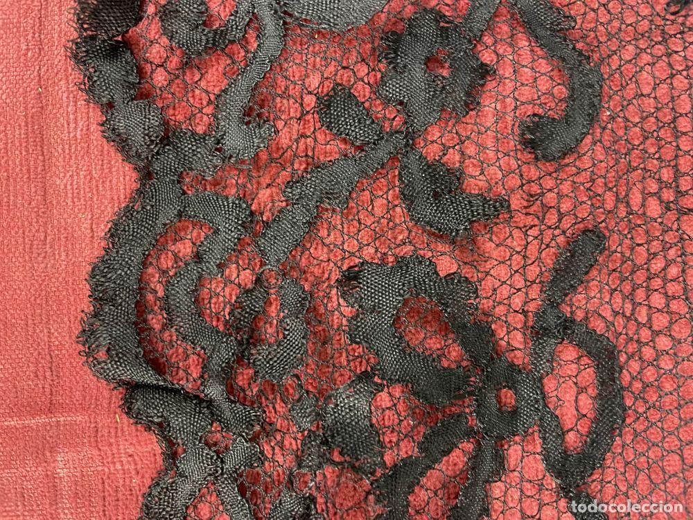 Antig&uuml;edades: MANTILLA RECTANGULAR. BORDADA A MANO. ESPA&Ntilde;A. SIGLO XIX - Foto 19