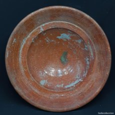 Antigüedades: PLATO DE CERAMICA - CERAMICA POPULAR - HECHO A MANO - 21,5 CM / CAA. Lote 370019146