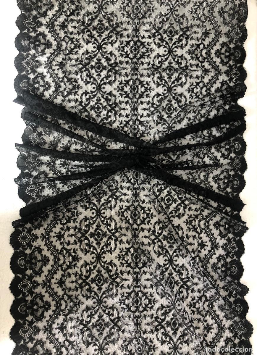 Antig&uuml;edades: MANTILLA ESPA&Ntilde;OLA NEGRA - Foto 2
