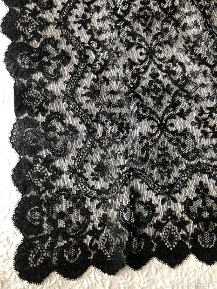 Antig&uuml;edades: MANTILLA ESPA&Ntilde;OLA NEGRA - Foto 3
