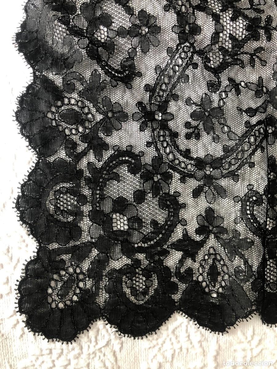 Antig&uuml;edades: MANTILLA ESPA&Ntilde;OLA NEGRA - Foto 4