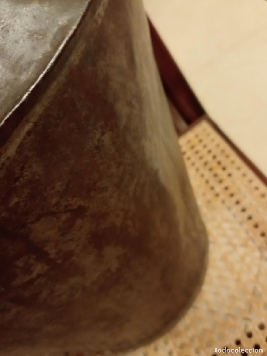 Antig&uuml;edades: ANTIGUO CANTARO SEGURAMENTE DE ZINC - Foto 8