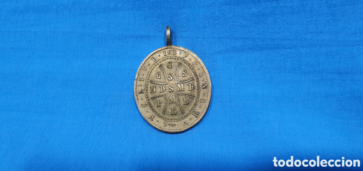 Antig&uuml;edades: MEDALLA EN METAL SAN BENEDICTO - Foto 2