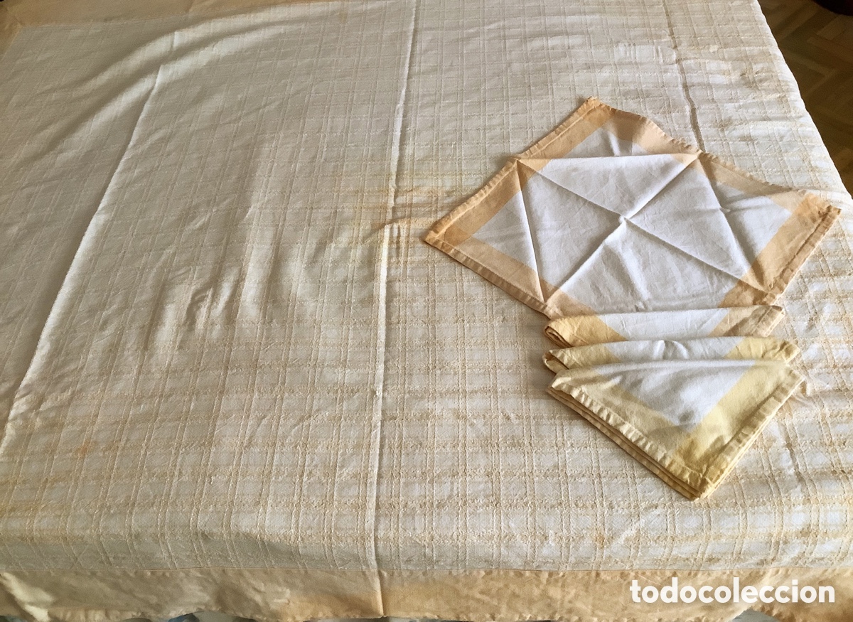 Antig&uuml;edades: Mantel algod&oacute;n de calidad y reversible con 4 servilletas - Foto 1