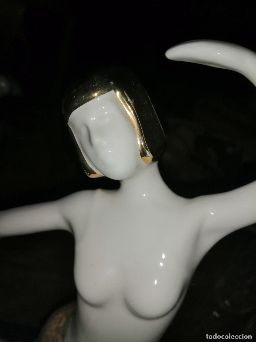 Antig&uuml;edades: Bailarines de thous buen tama&ntilde;o - Foto 3
