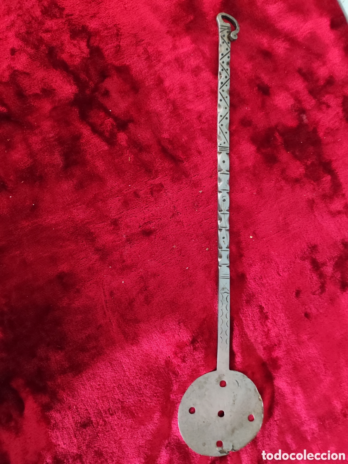 Antig&uuml;edades: Paleta cocina labrada - Foto 1