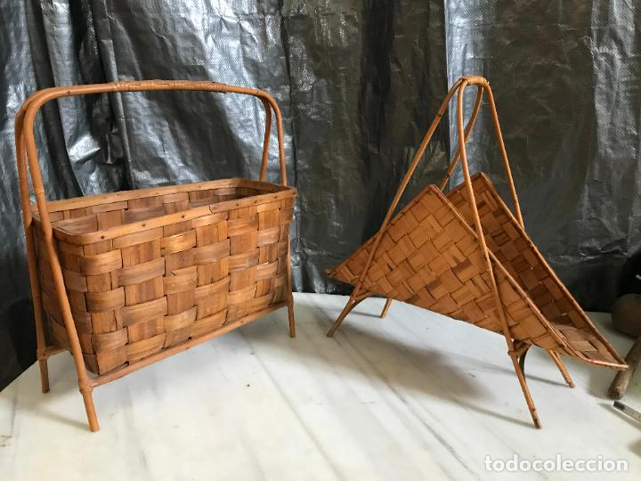 Antig&uuml;edades: Dos revisteros fabricados artesanalmente con fibra natural 50x48x16 cms aprox
