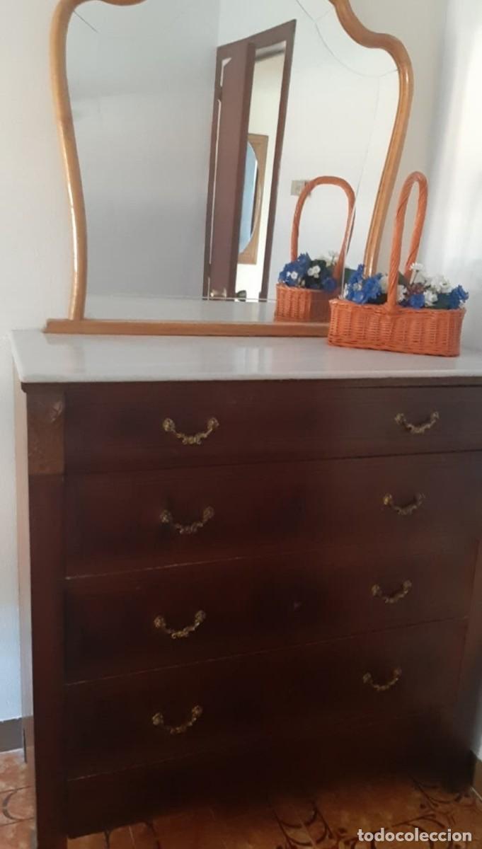 Antig&uuml;edades: Comoda madera antigua con marmol - Foto 2