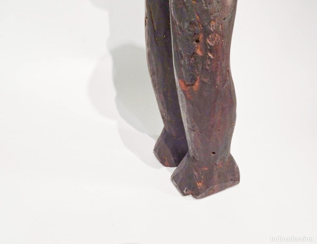 Antig&uuml;edades: Talla africana Eket en madera - Foto 9