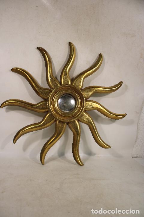 Antig&uuml;edades: espejo sol madera dorada - Foto 3