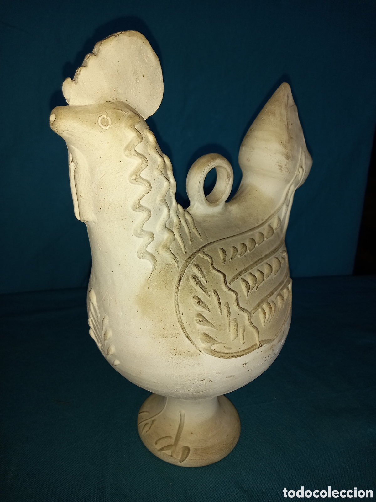 Antig&uuml;edades: Botijo &rdquo;Gallo&rdquo;, de barro blanco cocido. - Foto 1