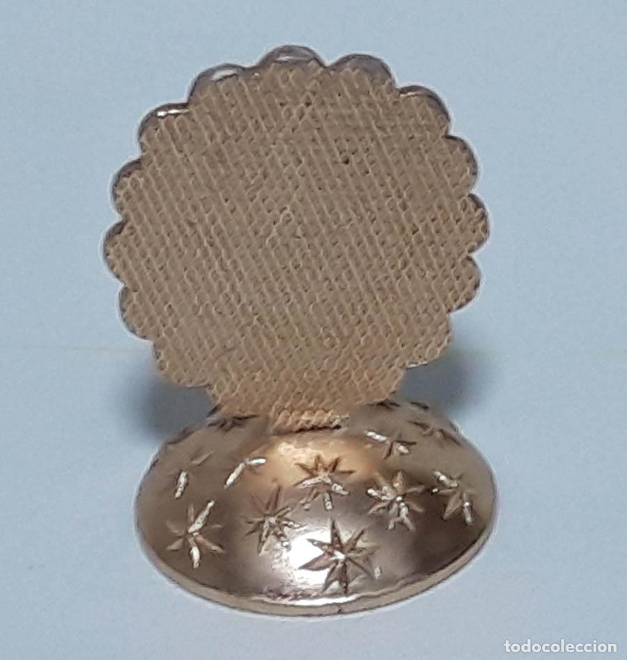 Antig&uuml;edades: Pequ&ntilde;o objeto religioso 5,5 cm - Foto 2
