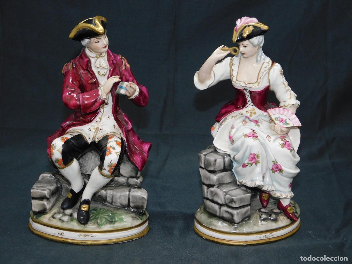 Antig&uuml;edades: Pareja de porcelanas - Foto 2