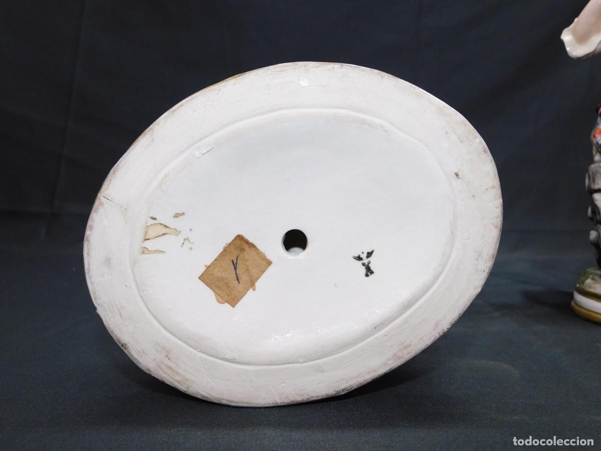 Antig&uuml;edades: Pareja de porcelanas - Foto 6