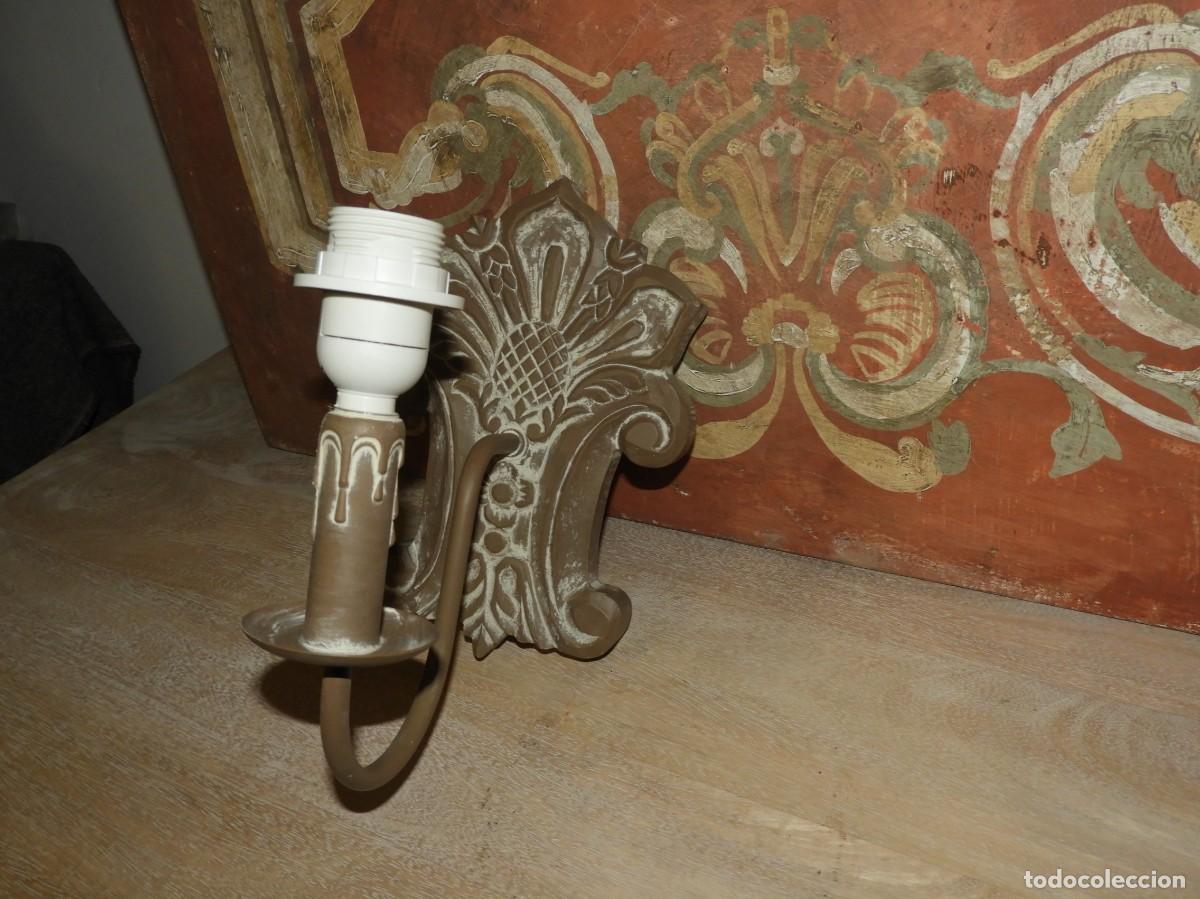Antig&uuml;edades: APLIQUE DE PARED DE MADERA CON UNA VELA - Foto 2
