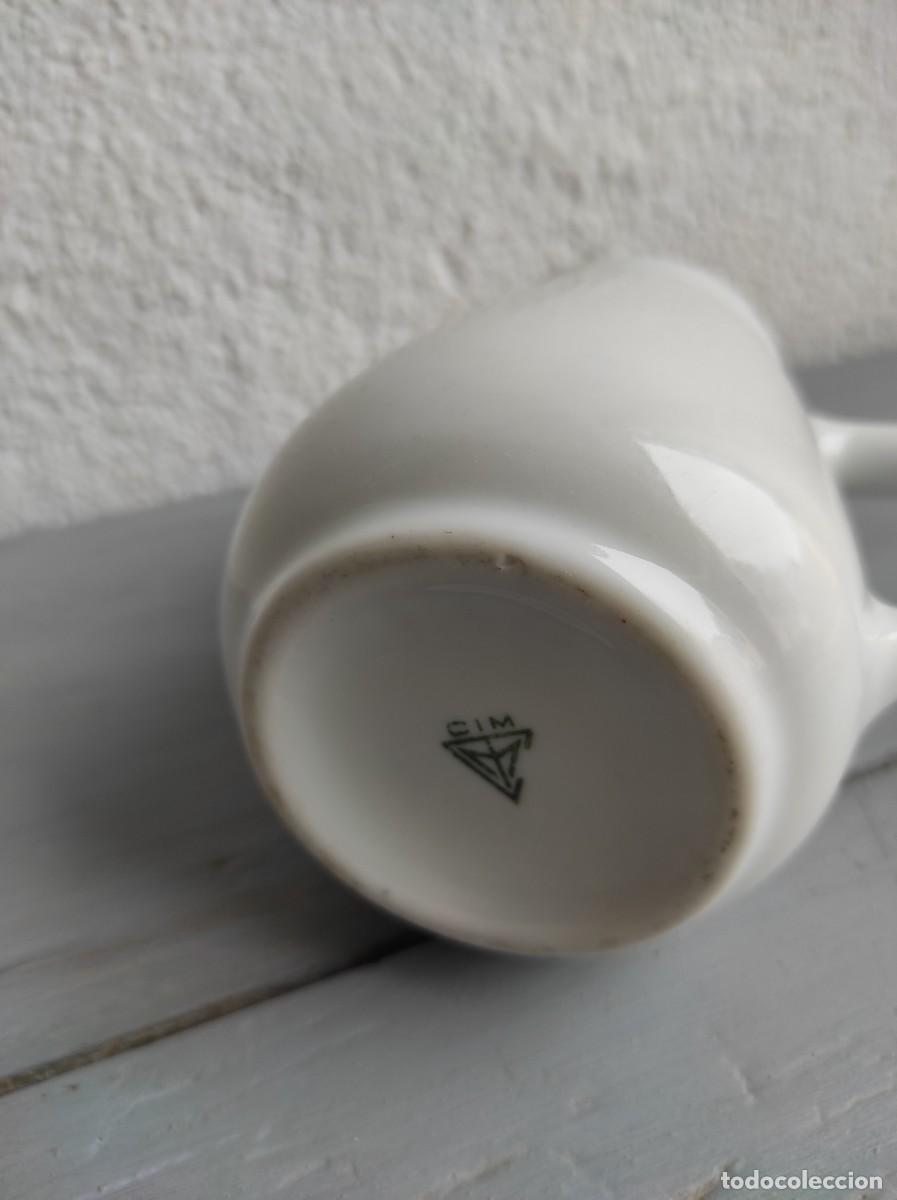 Antig&uuml;edades: Jarra lechera - Foto 3