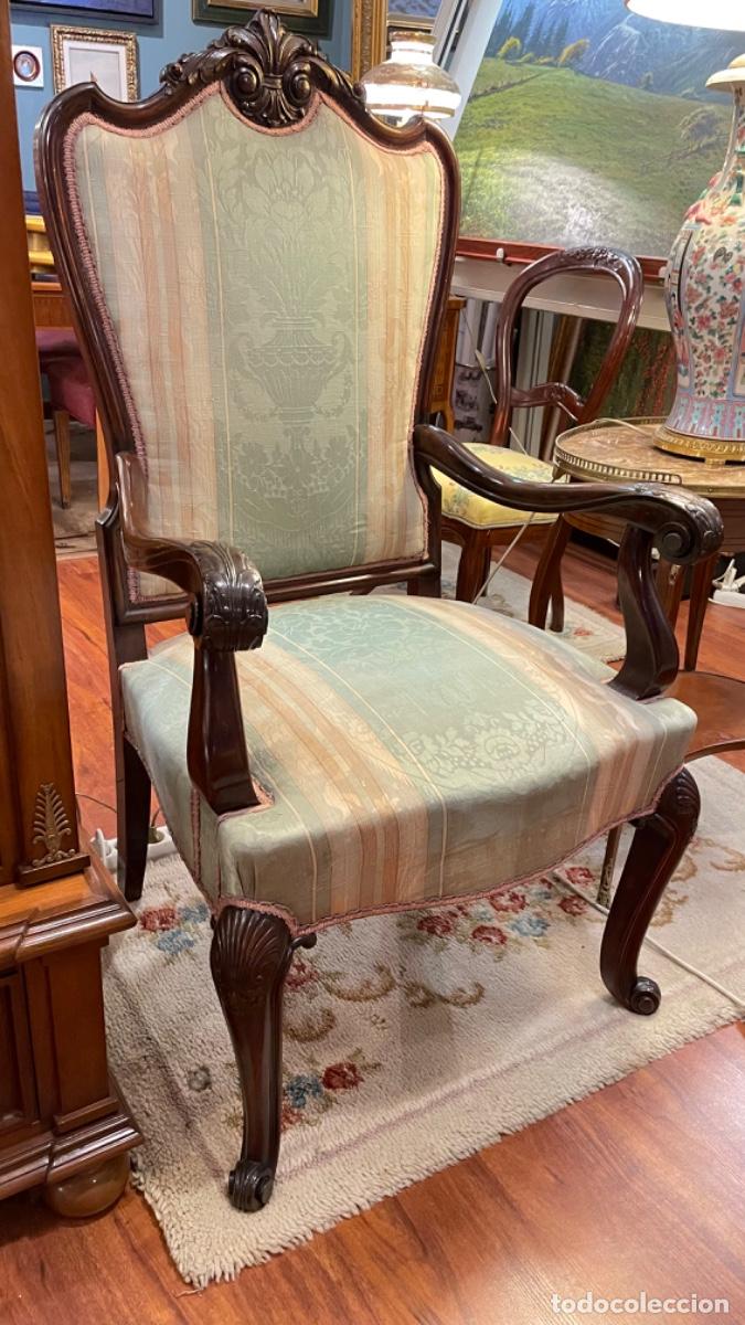 Antig&uuml;edades: Soberbio sill&oacute;n de nogal - Foto 2