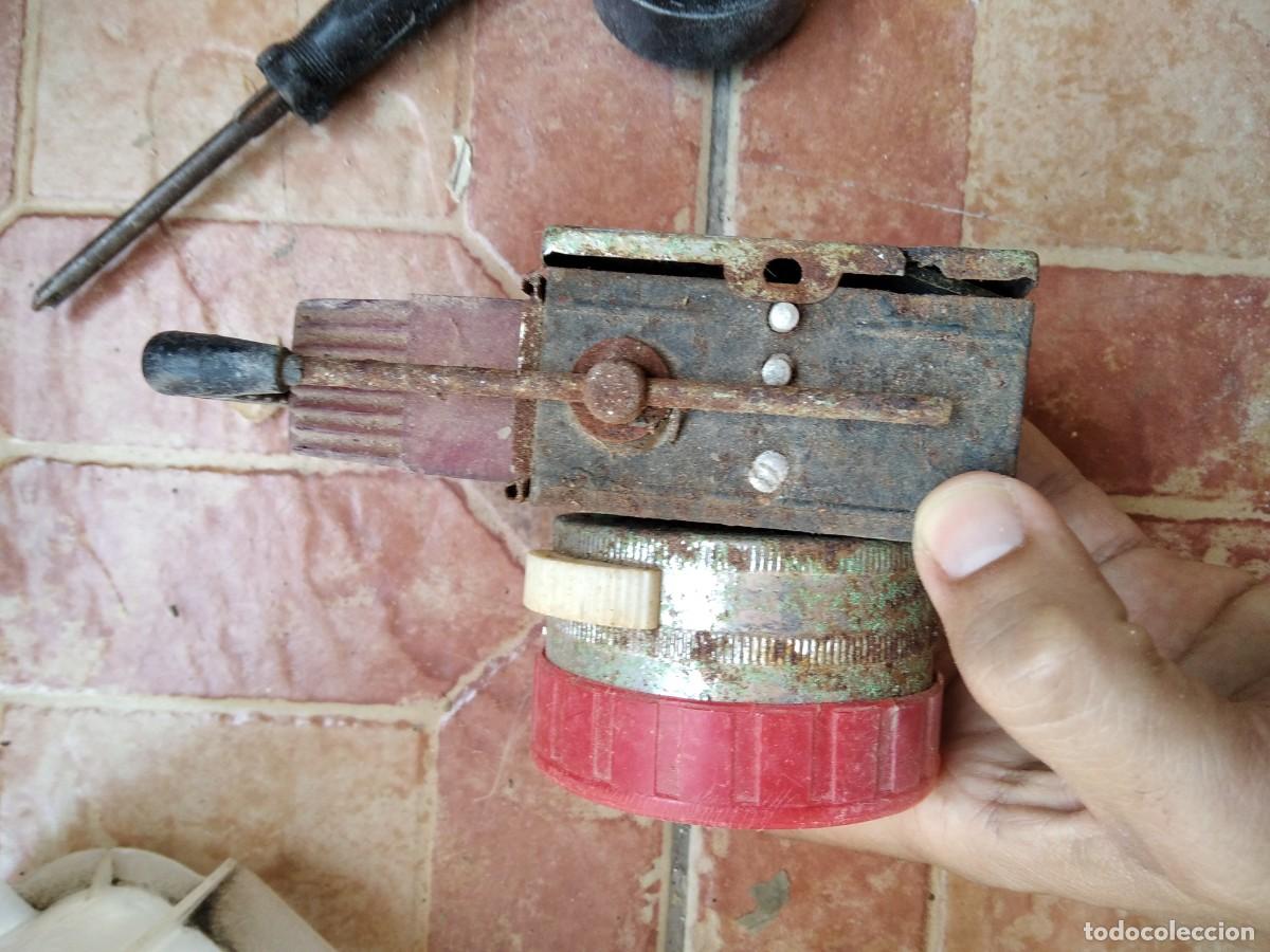 Antig&uuml;edades: Antigua linterna para despiece o restaurar - Foto 2