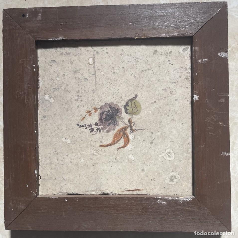 Antig&uuml;edades: Azulejo valenciano flor s XIX - Foto 1