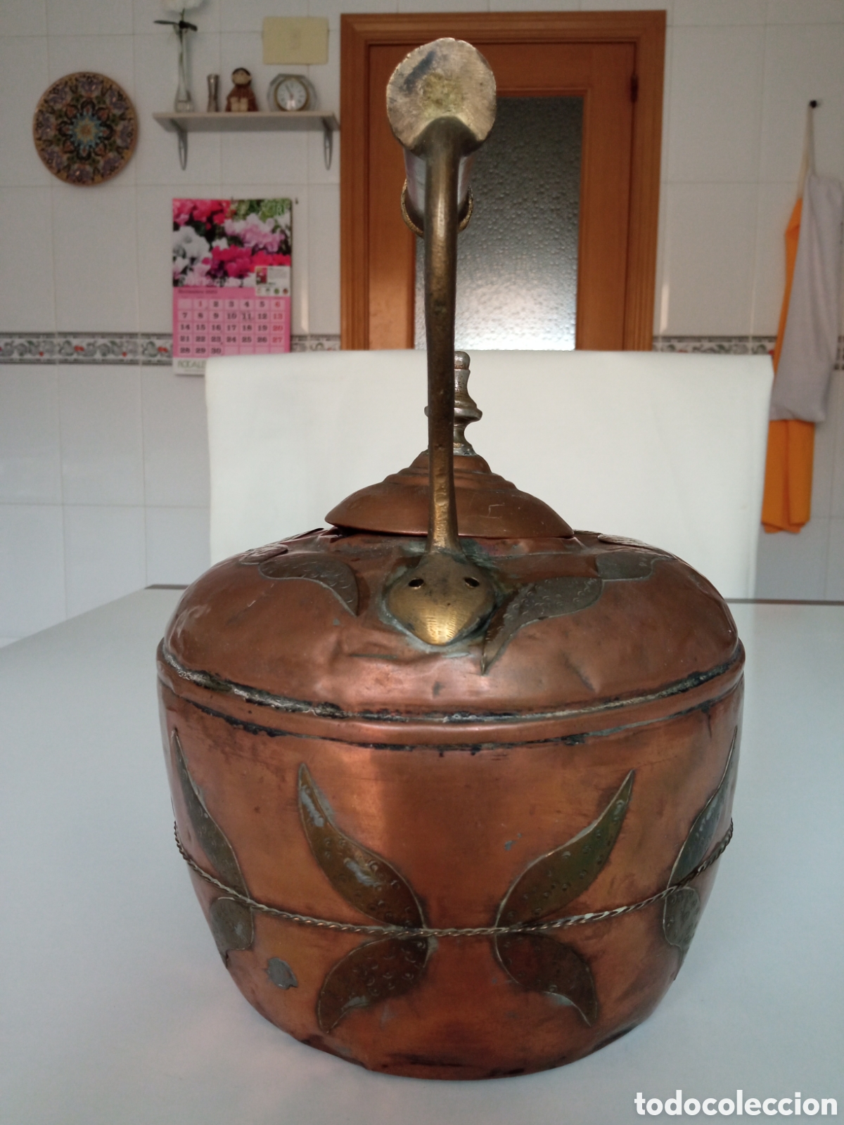 Antig&uuml;edades: Antigua tetera inglesa de cobre y bronce - Foto 2