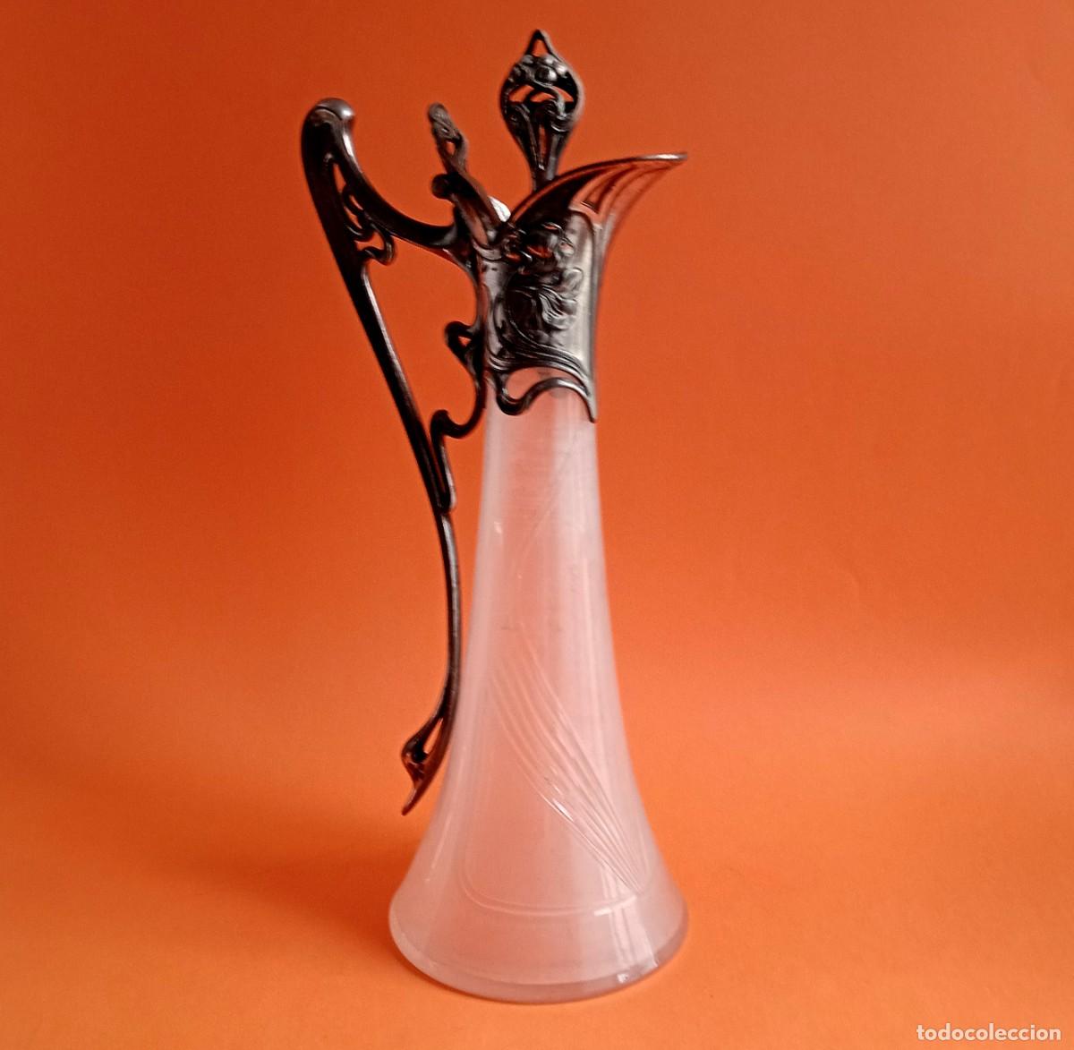Antig&uuml;edades: Hermosa Jarra Art Nouveau Wmf Metal Plateado Y Vidrio Tallado