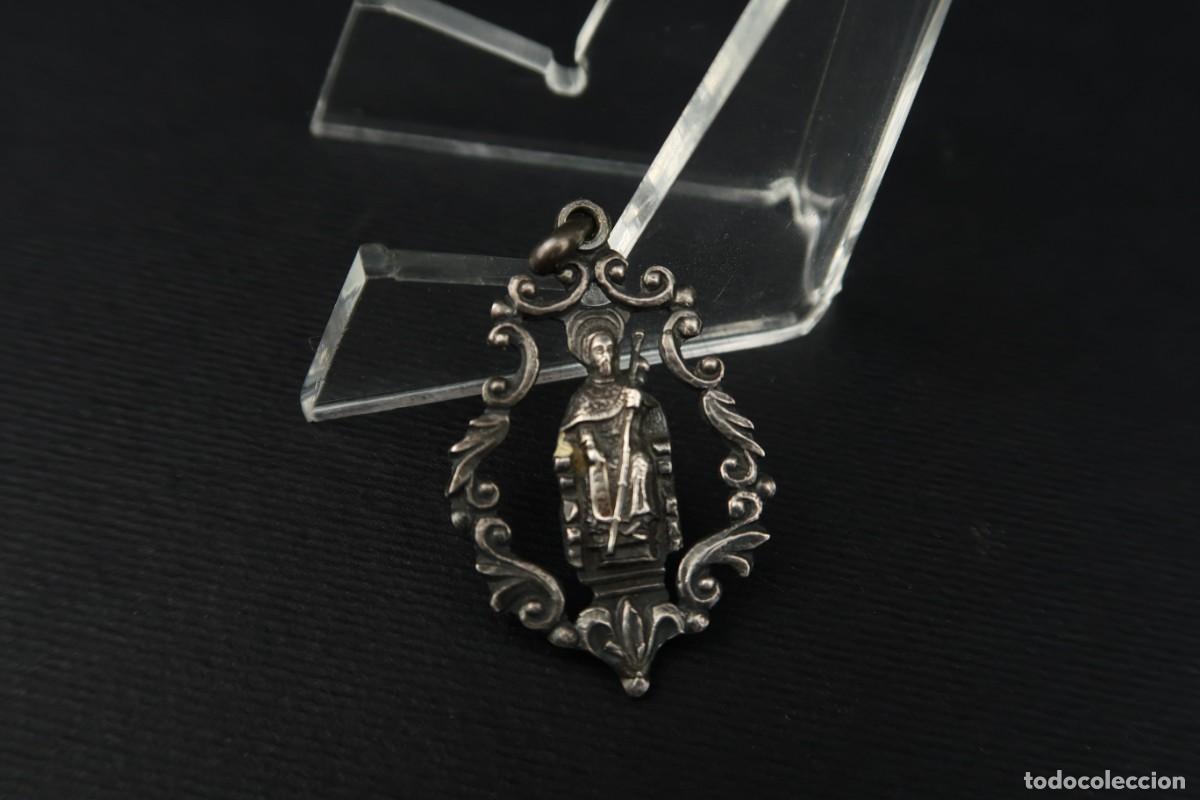 Antig&uuml;edades: Antigua Medalla Religiosa de Plata - Foto 1