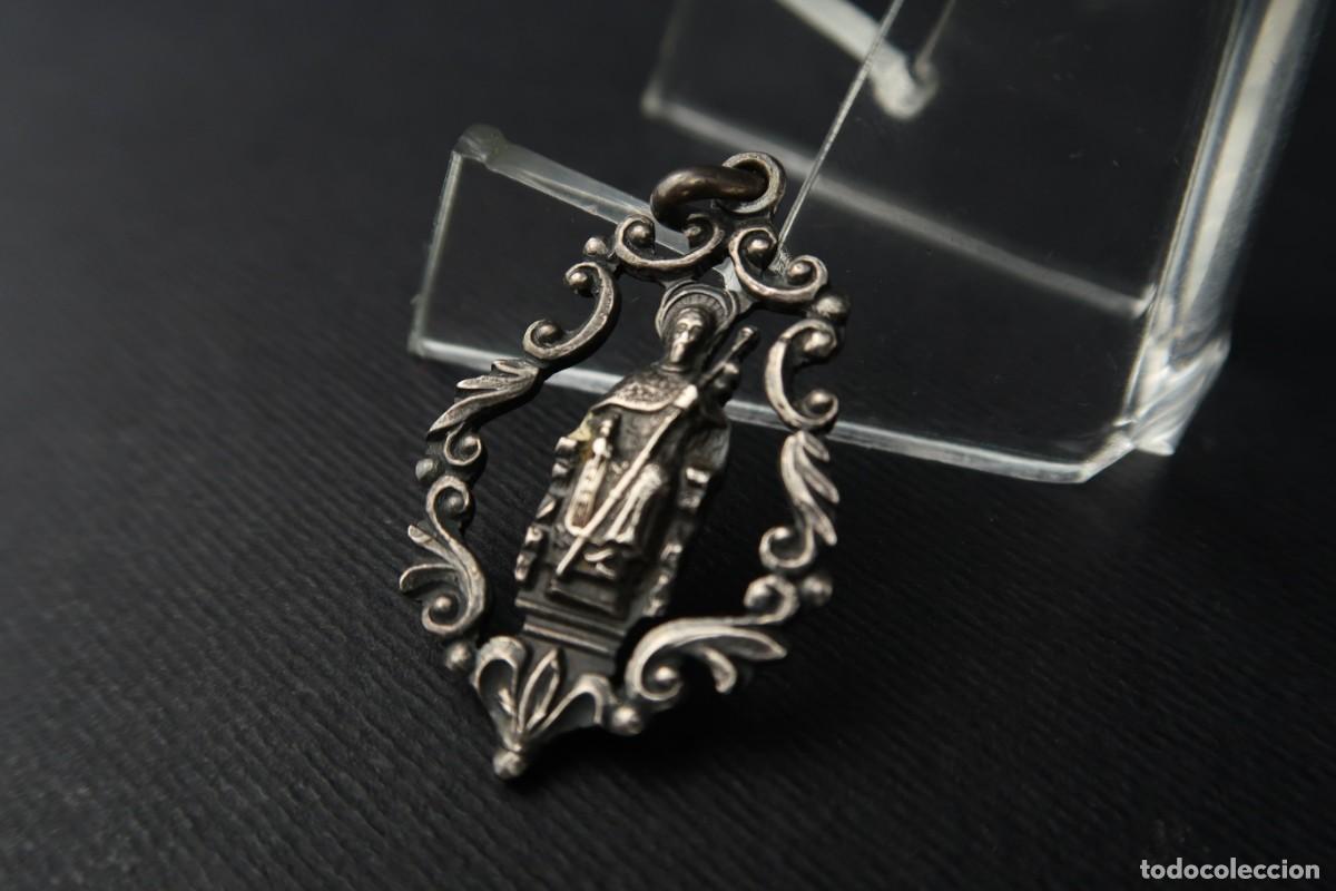 Antig&uuml;edades: Antigua Medalla Religiosa de Plata - Foto 3