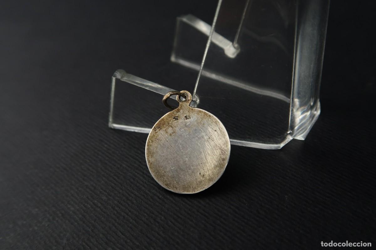 Antig&uuml;edades: Antigua Medalla Religiosa de Plata - Foto 5