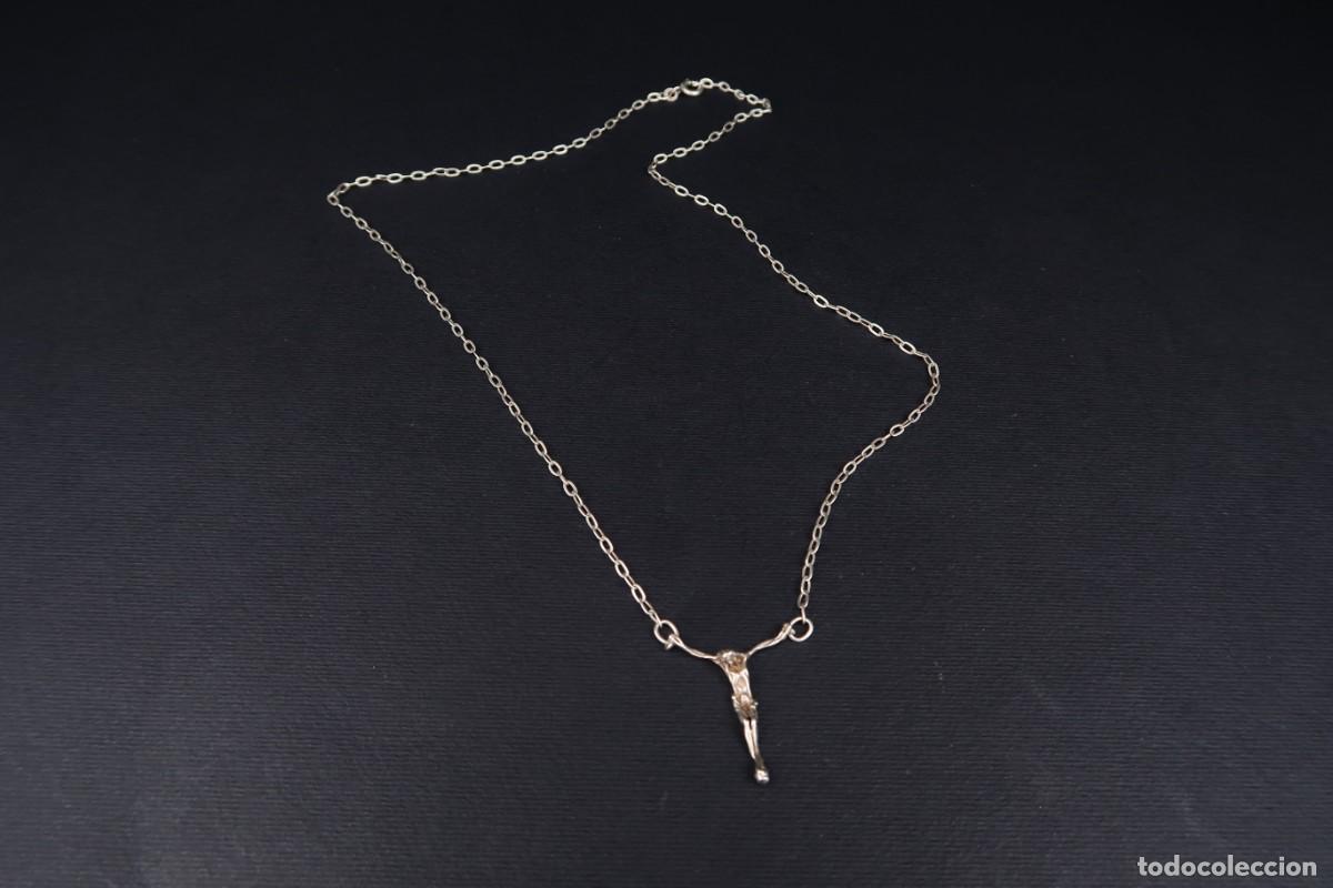 Antig&uuml;edades: Antiguo Cristo de Plata con cadena - Foto 2