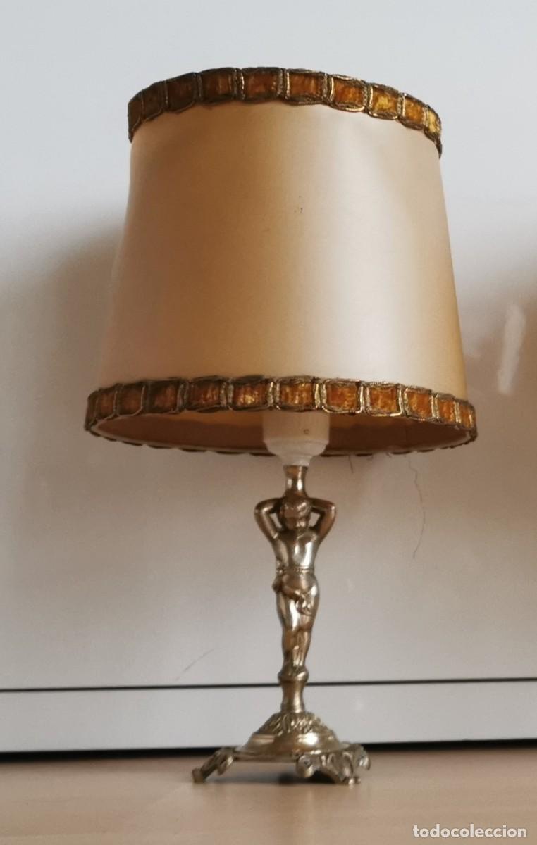 Antig&uuml;edades: PAREJA DE ANTIGUAS LAMPARAS DE BRONCE CON PIE DE QUERUBIN - Foto 2