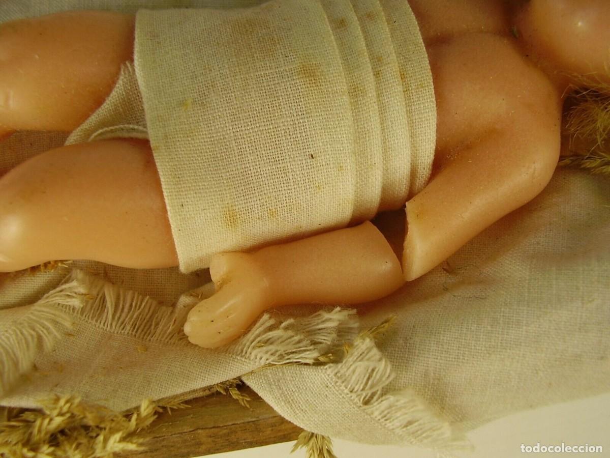 Antig&uuml;edades: Ni&ntilde;o Jes&uacute;s en cera. 1900 - Foto 5
