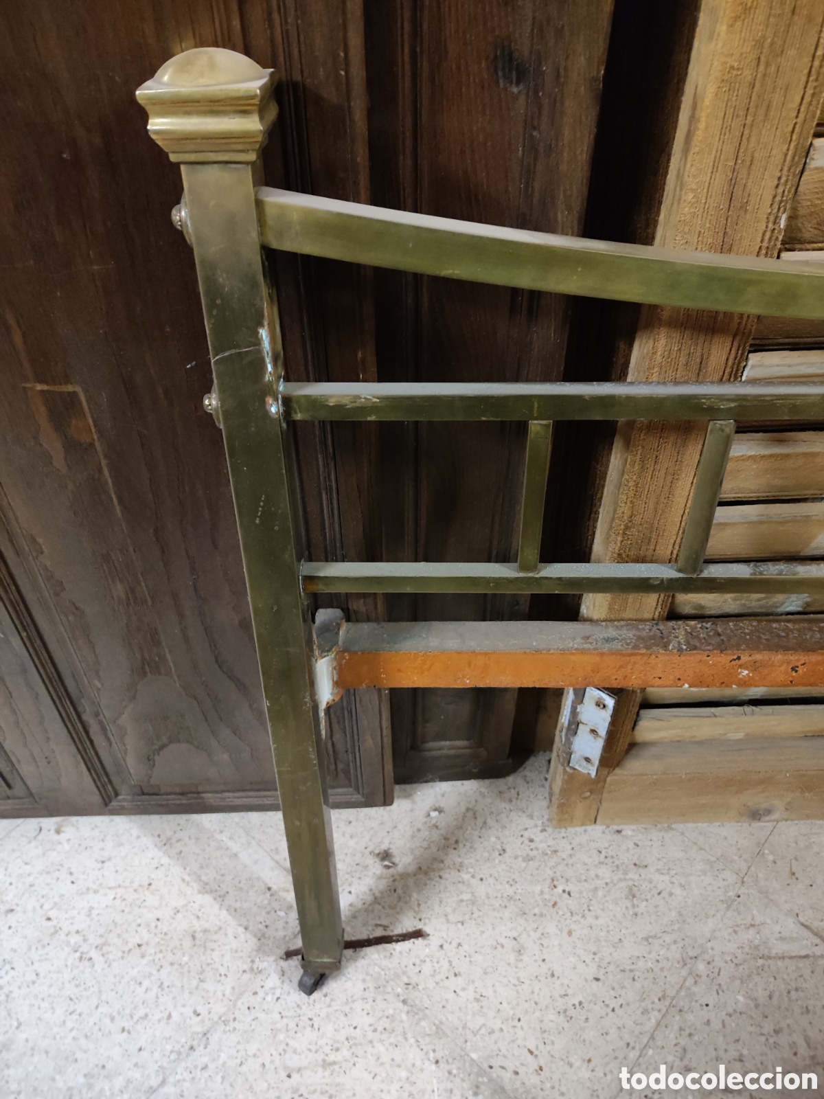 Antig&uuml;edades: Cabecero cama lat&oacute;n - Foto 3